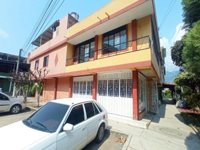 Casa en arriendo, Los cámbulos