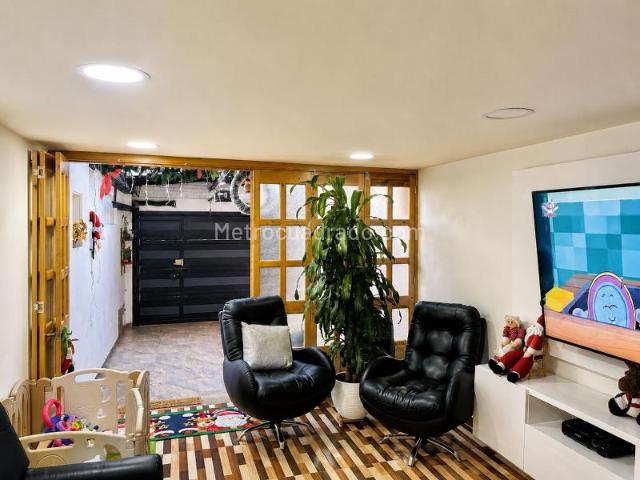 Casa en Arriendo, LOS PINOS DE MARSELLA Castilla Marsella, Bogotá D.C