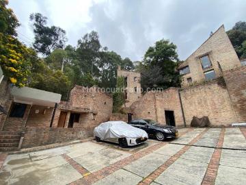 Casa en Arriendo, LOS ROSALES, Bogotá D.C