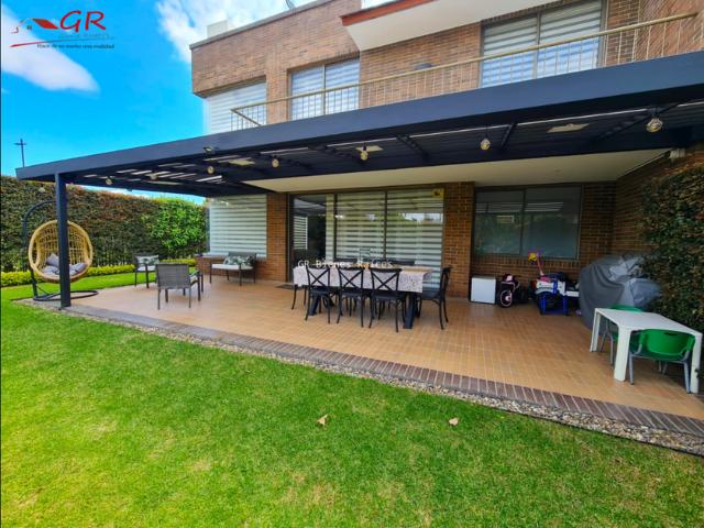 Casa en arriendo Pueblo Viejo, Cota, Cundinamarca, Col