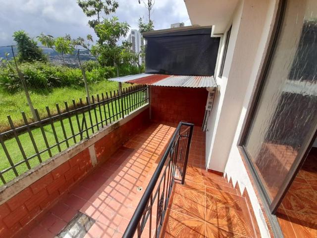 Casa en arriendo Palogrande, Manizales