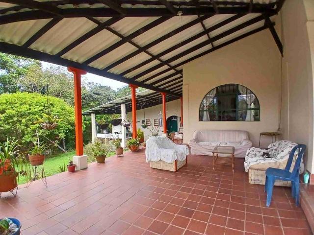 Casa en arriendo Parcelación Los Alpes, Totoró, Cauca, Colombia