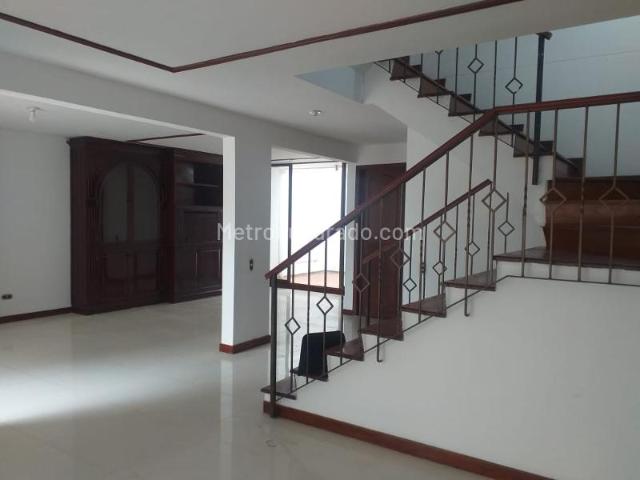 Casa en Arriendo, PINARES, Pereira