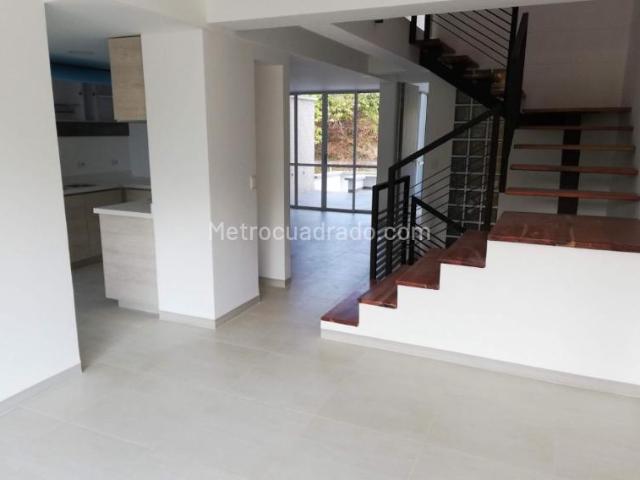 Casa en Arriendo, PINARES, Pereira