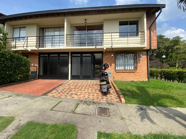 Casa en Arriendo POBLADO DEL SUR