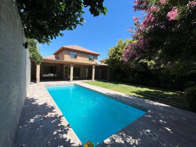 Casa En Arriendo, Remanso De Chicureo, 4d 3b No Perimetral