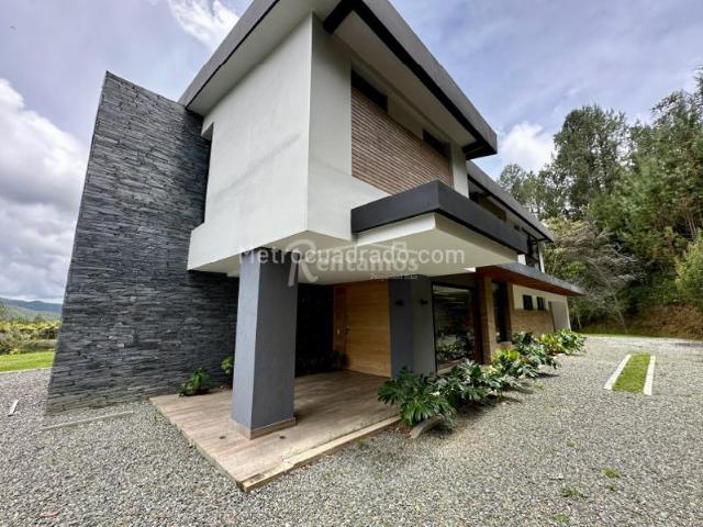 Casa en Arriendo, Retiro, Envigado