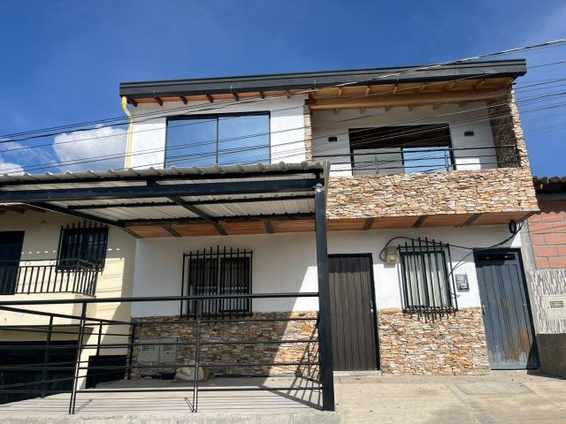 Casa en arriendo, Rodeo alto
