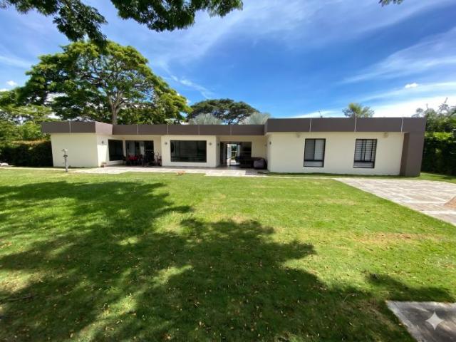 Casa en arriendo, Rozo