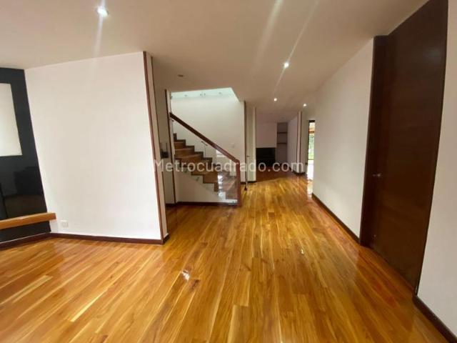 Casa en Arriendo, SAAN JOSE DE BAVARIA, Bogotá D.C