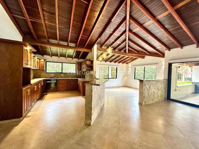 Casa en Arriendo, sajonia, Rionegro