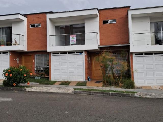Casa en arriendo, San antonio de pereira