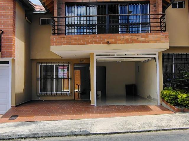 Casa en arriendo, San antonio de pereira