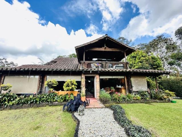 Casa en arriendo, San antonio de pereira los alticos