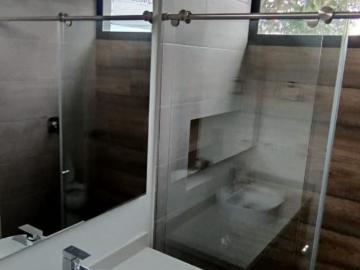 Casa en arriendo San Antonio De Pereira, Rionegro, Antioquia, Colombia