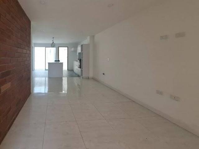 Casa en arriendo, San antonio