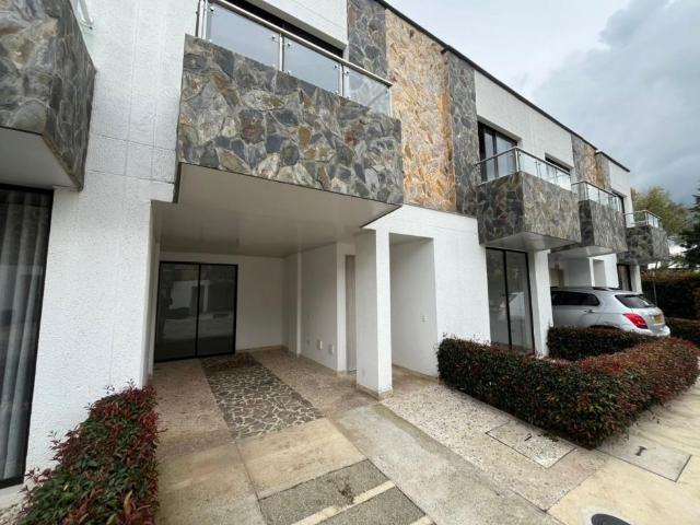 Casa en arriendo, San antonio