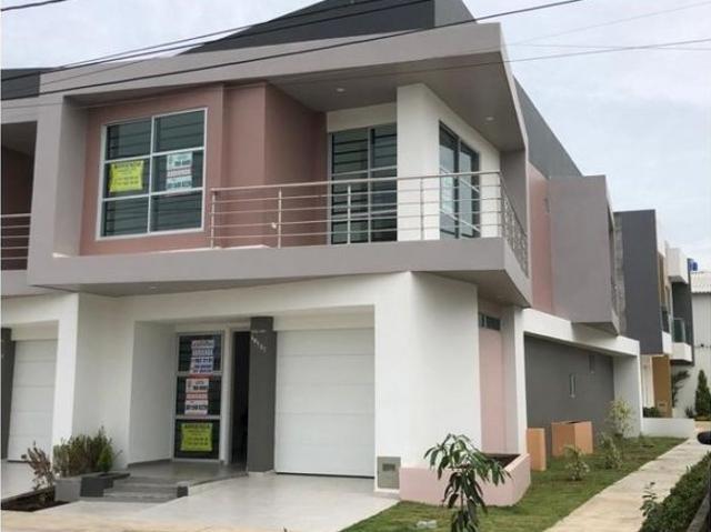 Casa en arriendo Santa Clara, Montería, Montería