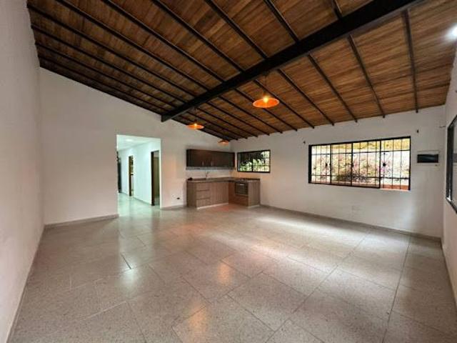 Casa en arriendo, Santa elena