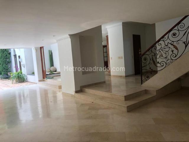 Casa en Arriendo, Santa Rita, Cali