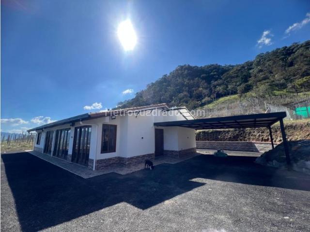 Casa en Arriendo, Santa Teresa, La Ceja