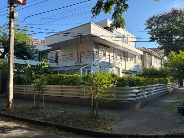 Casa en arriendo Santa Teresita Oeste, Cali