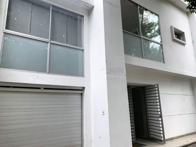 Casa en arriendo Santa Teresita Oeste, Cali