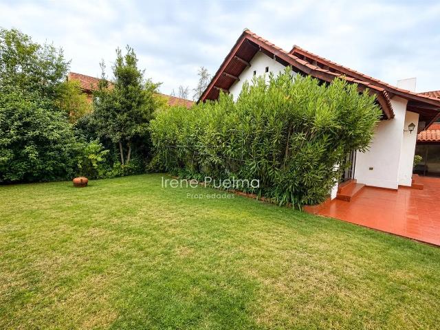 Casa en arriendo sector san damián / 5d + 4b + 4e