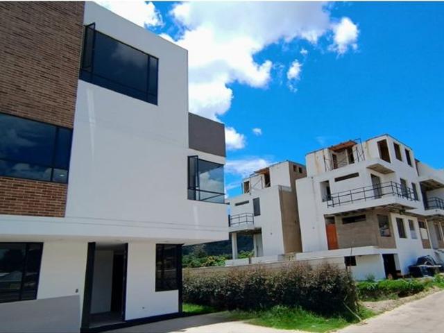 Casa en arriendo Siberia, Cota, Cundinamarca, Col