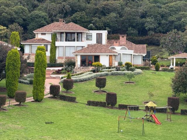 Casa en Arriendo, SINDAMANOY, Chía