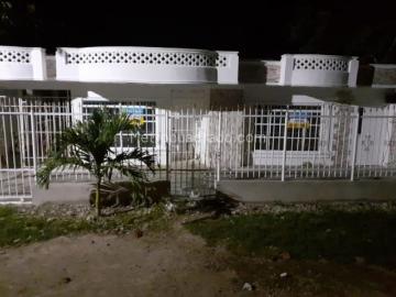 Casa en alquiler en Arjona - Aparcadero