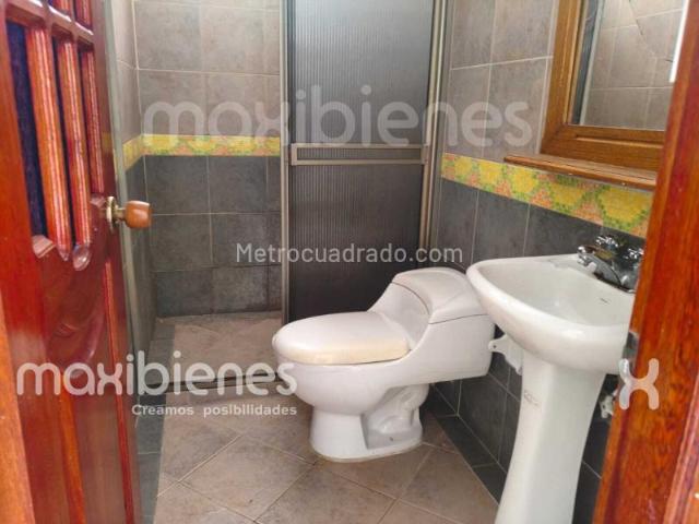 Casa en Arriendo, Urb El Crucero, Apartado