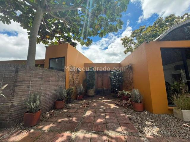 Casa en Arriendo, vereda canelon, Cajicá