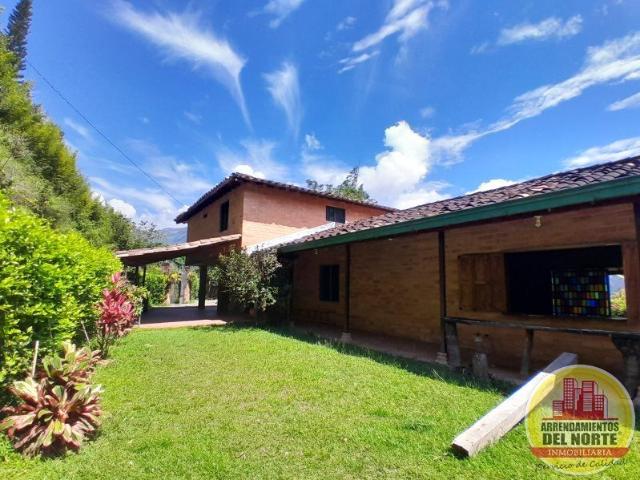 Casa en arriendo, Vereda corrientes