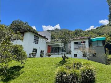 Casa en Arriendo, Vereda La Veta Copacabana Antioquia, Copacabana