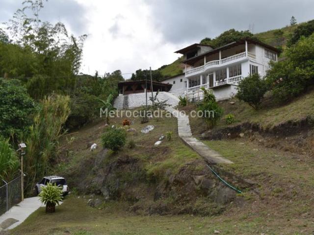 Casa en Arriendo, Vereda, La Cumbre