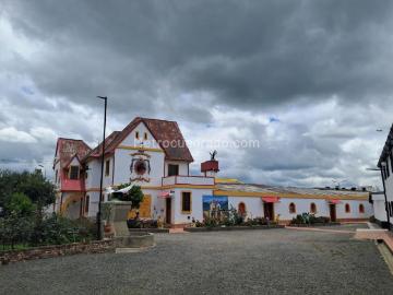 Casa en Arriendo, Vereda Los Arboles, Madrid
