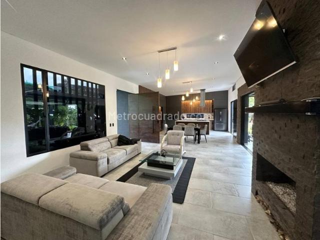 Casa en Arriendo, Via Armenia, Pereira