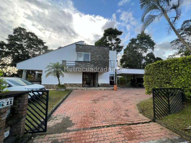 Casa en Arriendo, Via Armenia, Pereira