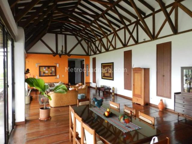Casa en Arriendo, Via Armenia, Pereira