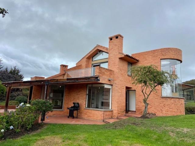 Casa en arriendo Vía Bogotá Tunja, Yerbabuena, Yerbabuena Bajo, Chía, Sabana Centro, Cundinamarca, Rap especial Central, 250008, Colombia