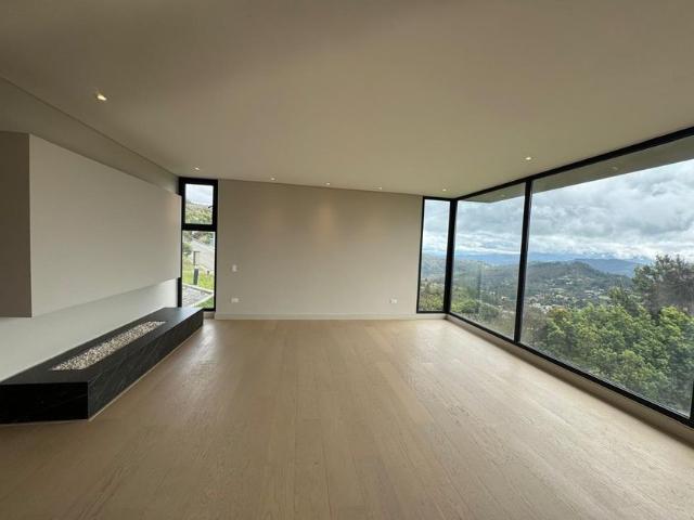 Casa en arriendo Calle 10, El Jardín, Zona 8 La Calera, La Calera, Guavio, Cundinamarca, Rap especial Central, 251201, Colombia