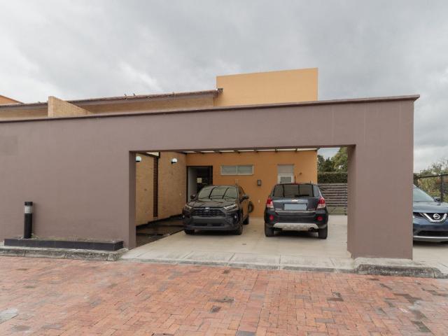 Casa en arriendo, Villa de los pinos chuntame