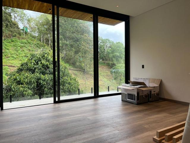 Casa en arriendo, Villa elena