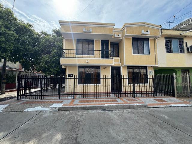 Casa en arriendo, Villa rosa