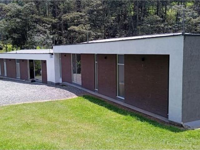 Casa en arriendo en Retiro