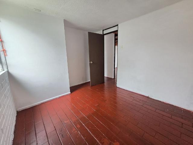 CASA EN ARRIENDO 2 DORMITORIOS, PATIO TRASERO ACCESO SUR