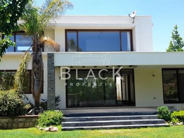 Casa en arriendo 5 d+ s en chicureo, a pasos colegio ale