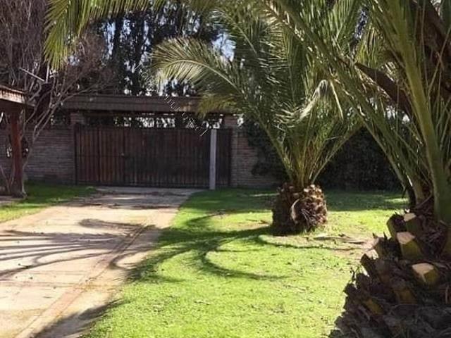 CASA EN ARRIENDO 8 DORMITORIOS/ 4 BAÑOS CASABLANCA