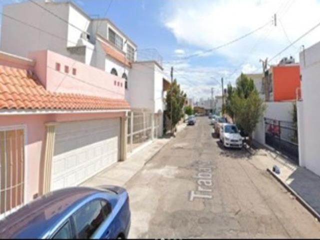 Casa en Bur?crata